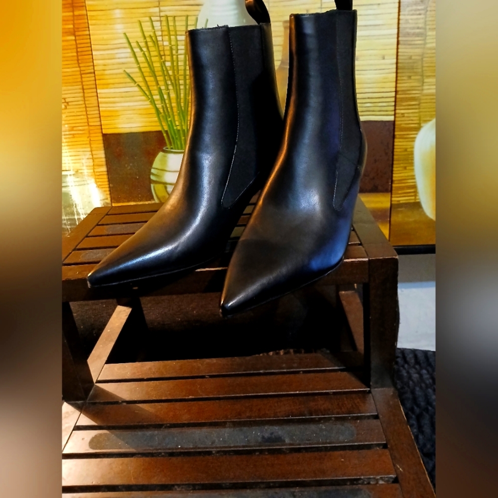 Elegant Black Leather Ankle Boots